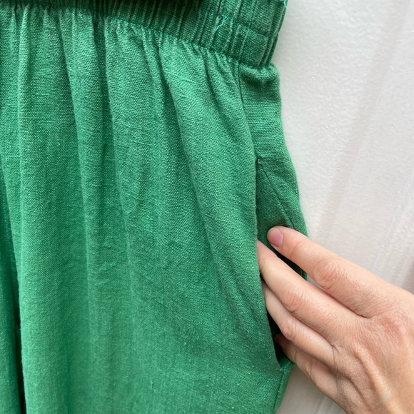 Beaton Linen “Court” pants in Laurel green - Picture 4 of 8